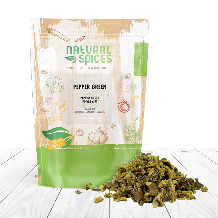 Green paprika cut 10x10mm