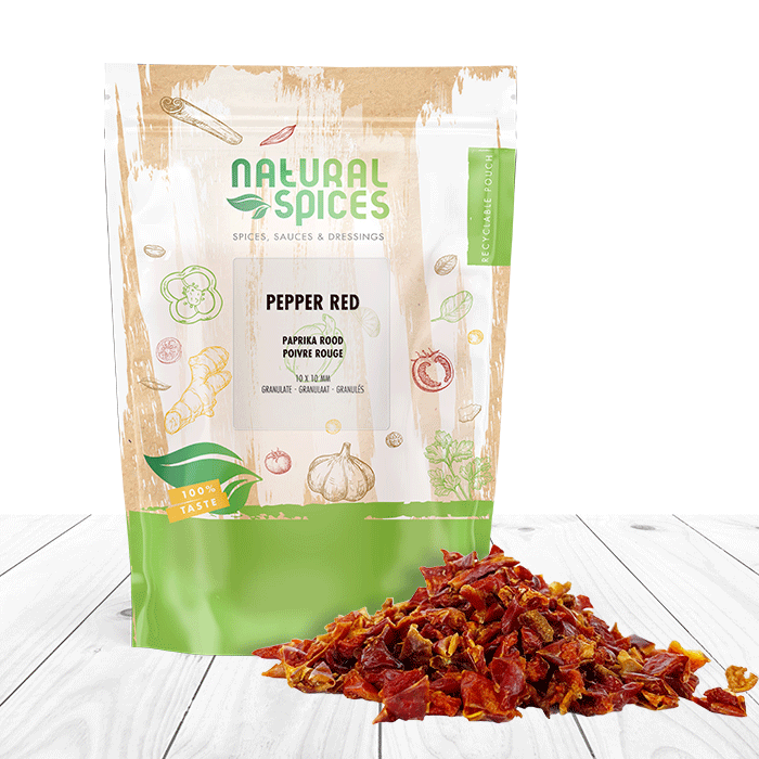 Red paprika cut 1-3 mm