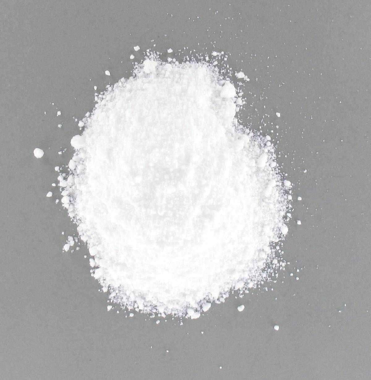 Anti-caking agent E551