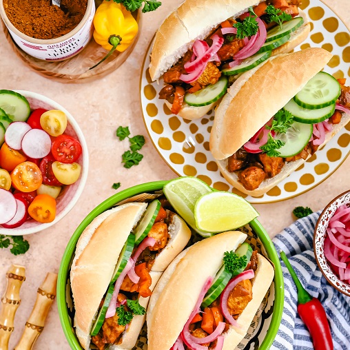 Spicy chicken buns Recipe